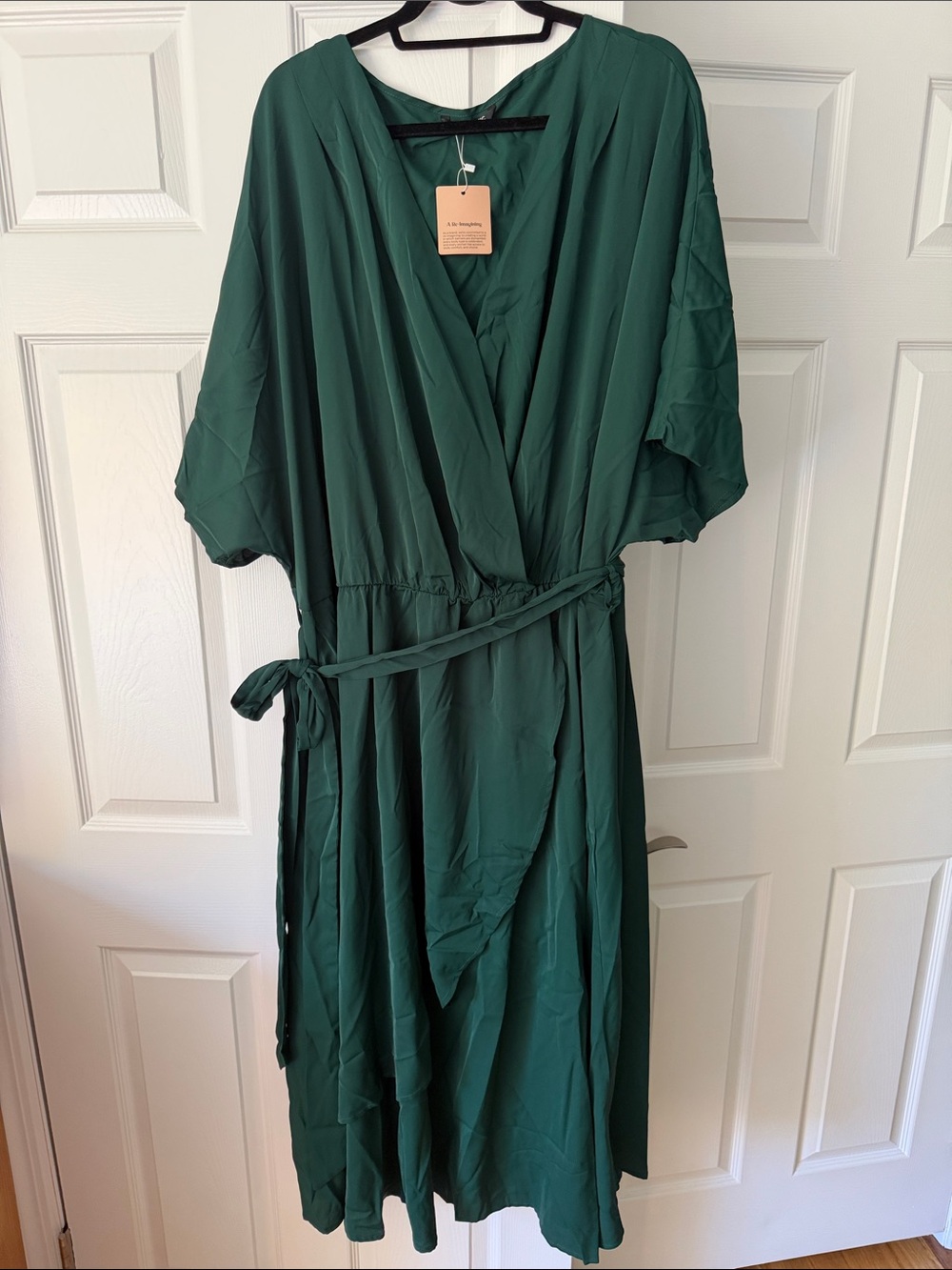 Women's Emerald Green Wrap Dress with Tie Waist Bloomchic